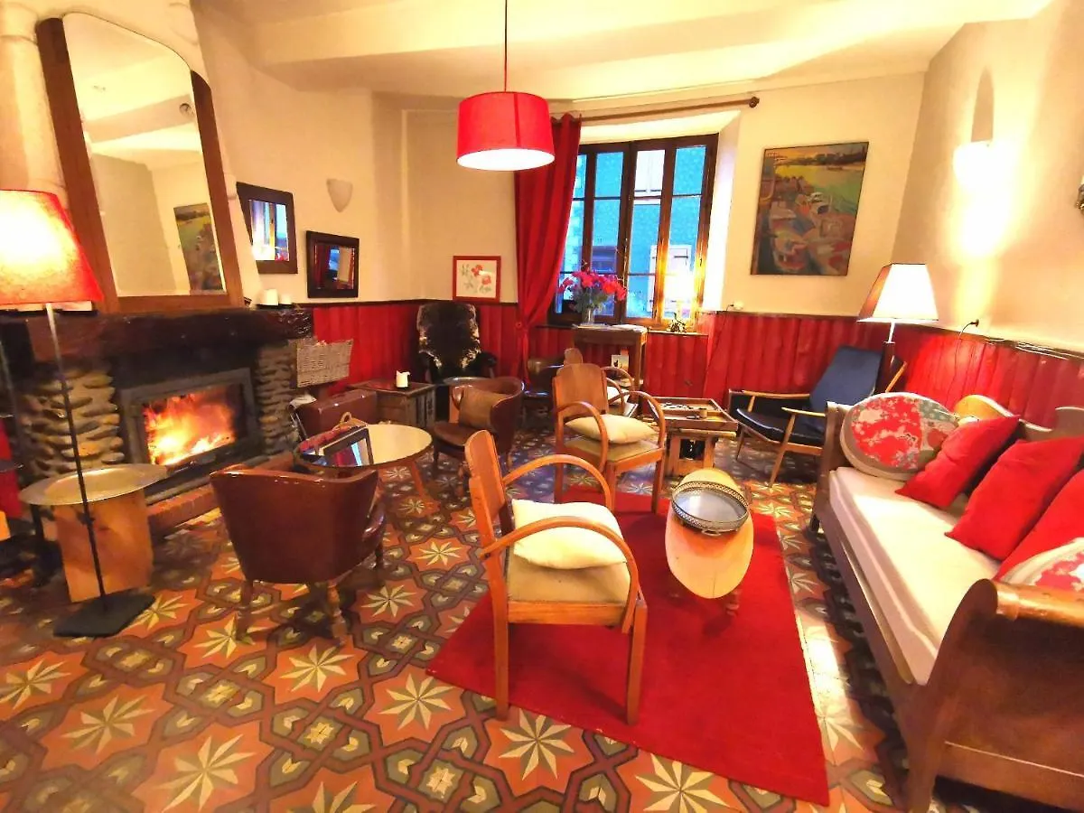 Logis Hotel Restaurant La Barguillere 2*, Saint-Pierre-de-Riviere France