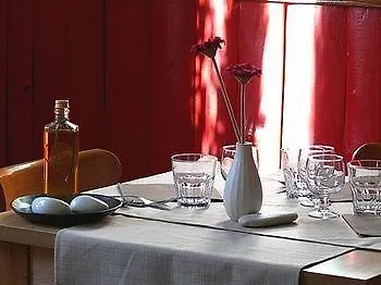 Logis Hotel Restaurant La Barguillere 2*, Saint-Pierre-de-Riviere