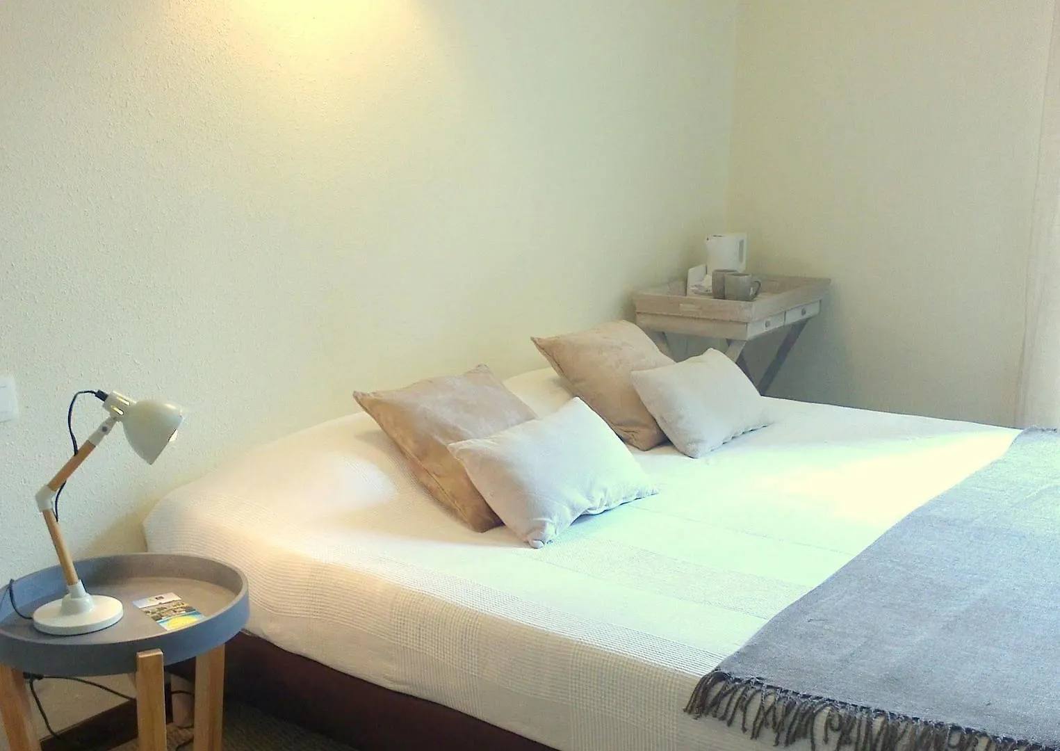 Logis Hotel Restaurant LA BARGUILLERE Saint-Pierre-de-Rivière France