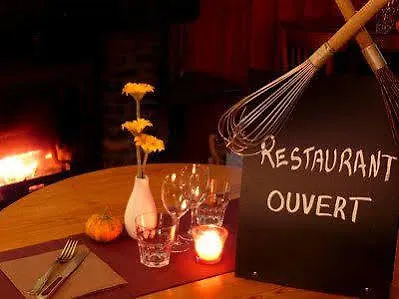 Logis Hotel Restaurant La Barguillere