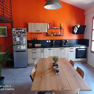 Loft Vue Palais Des Papes , Avignon France